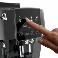 Superautomatic Coffee Maker DeLonghi Magnifica Start 15 bar Black